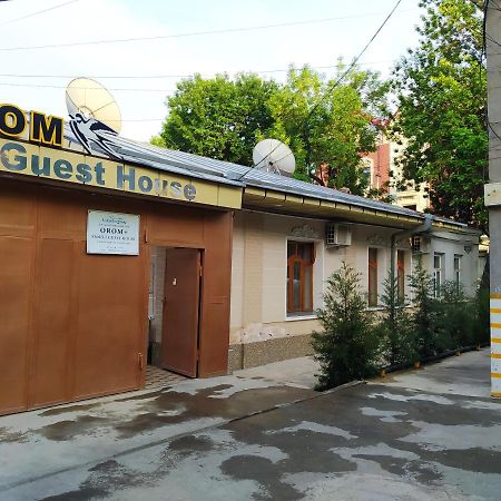 "Orom" Guests House Hotel Ташкент Екстериор снимка