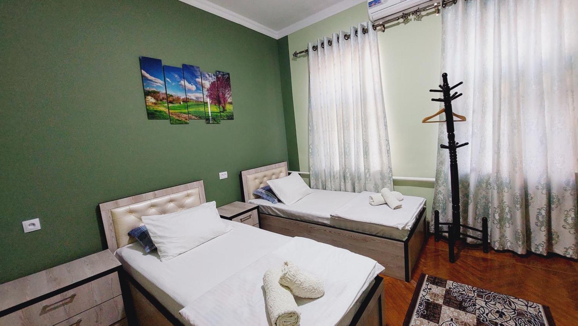 "Orom" Guests House Hotel Ташкент Екстериор снимка
