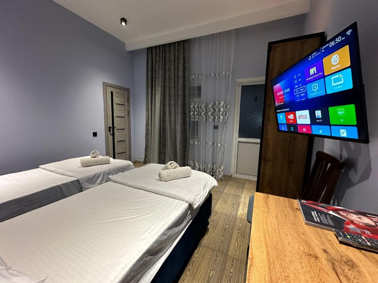"Orom" Guests House Hotel Ташкент Екстериор снимка